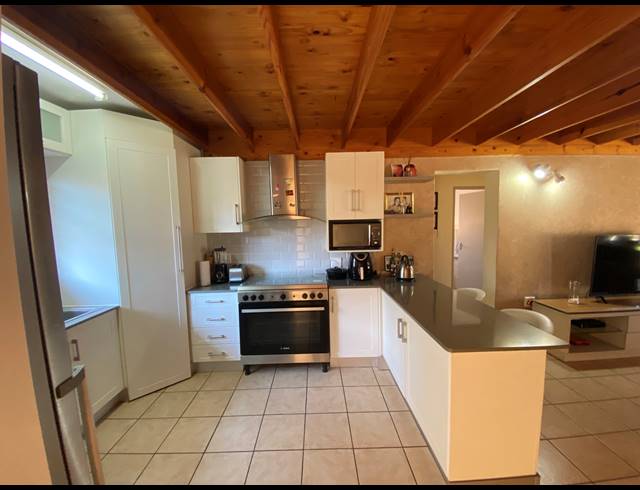 4 BEDROOM FREEHOLD FOR SALE IN RAVENSWOOD